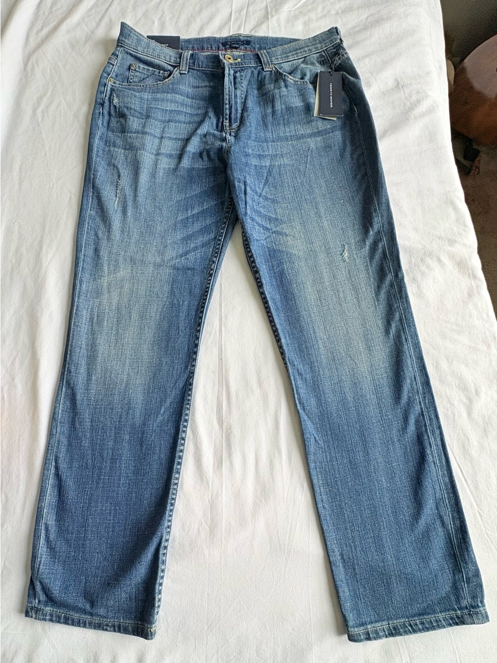Tommy Hilfiger Goshen Boyfriend Mid Rise Jeans NWT Women’s Size 8 Stretch Denim